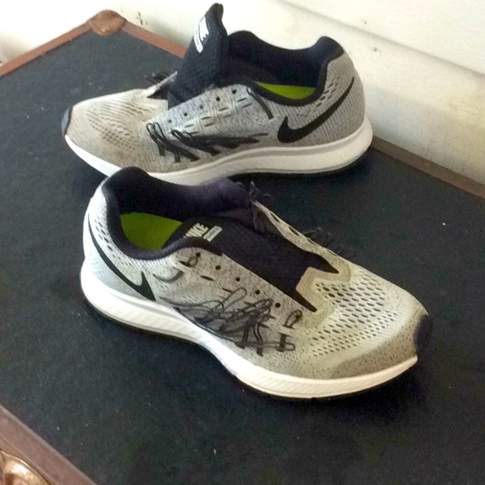 Nike ....3 /15$